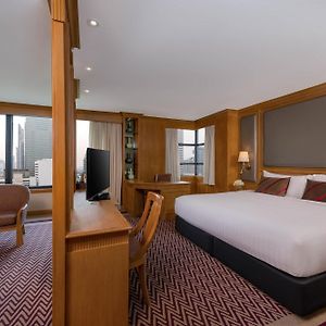 Corner King Suite